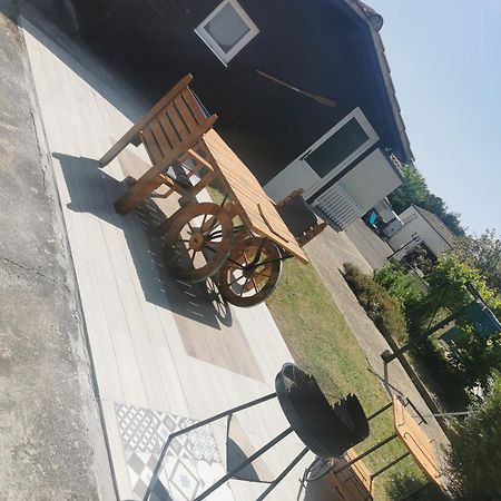Comme A La Maison La Jonchere Bagian luar foto